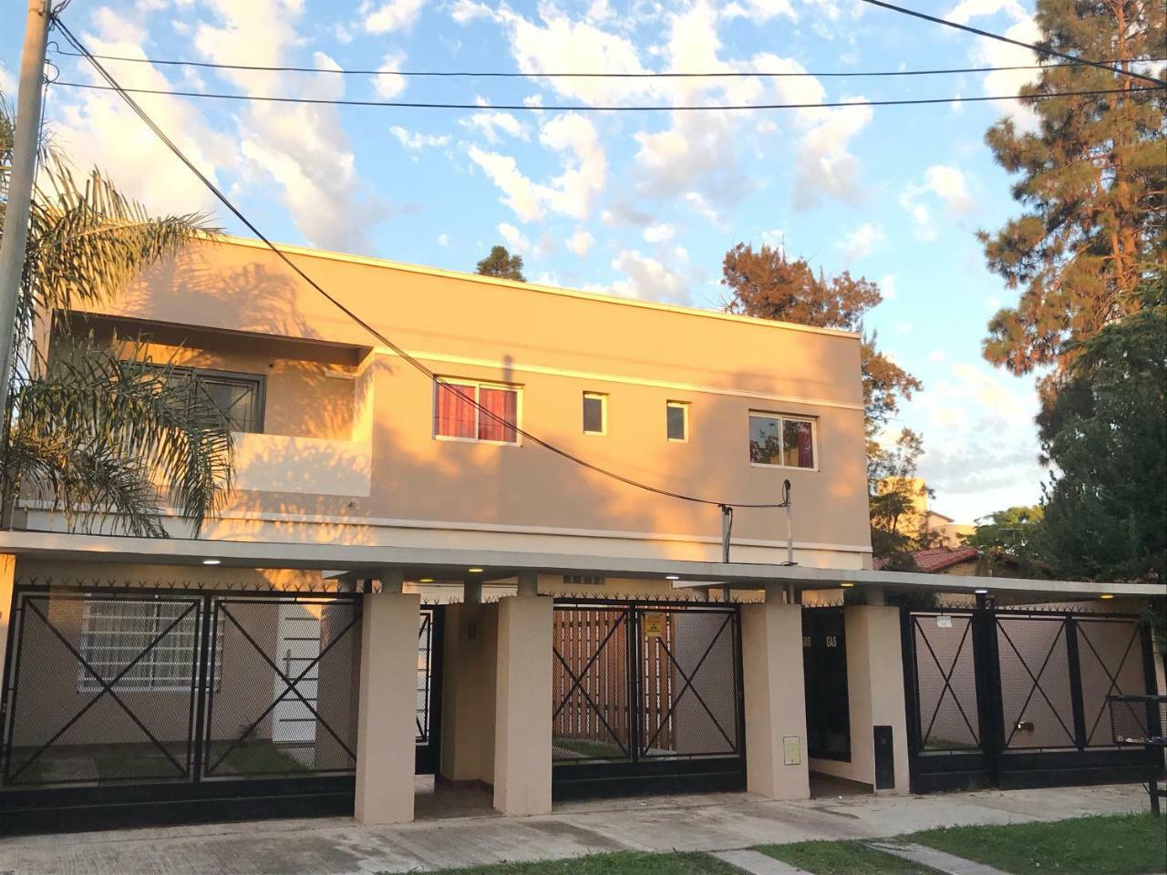 Mendoza Apartments Ezeiza Airport Luis Guillon المظهر الخارجي الصورة